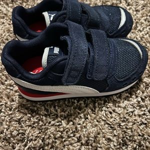 Toddler Shoes: Puma Soft Foam Velcro Shoes